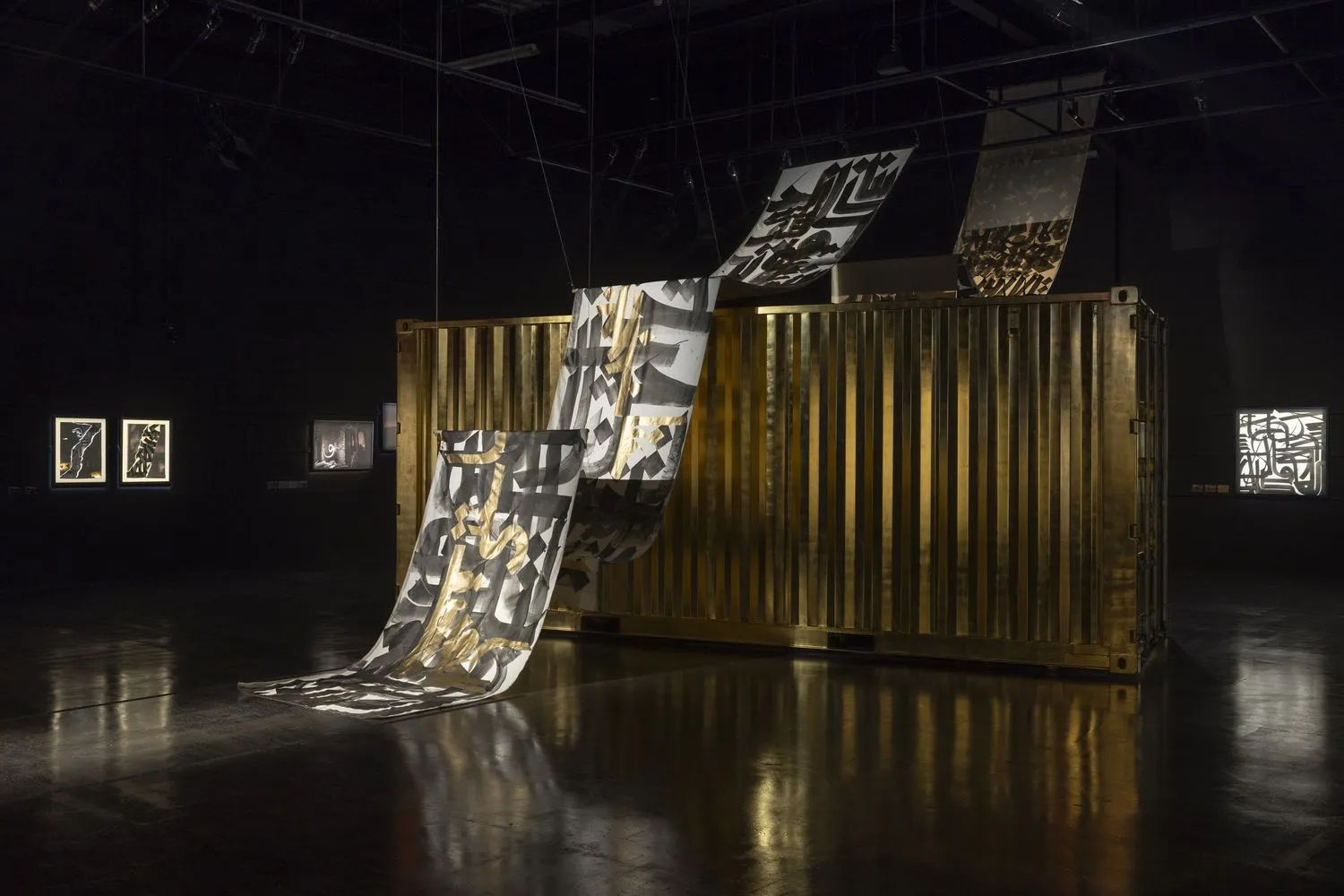 Karim Jabbari: Illuminating Tradition and Modernity through Calligraphy and Light