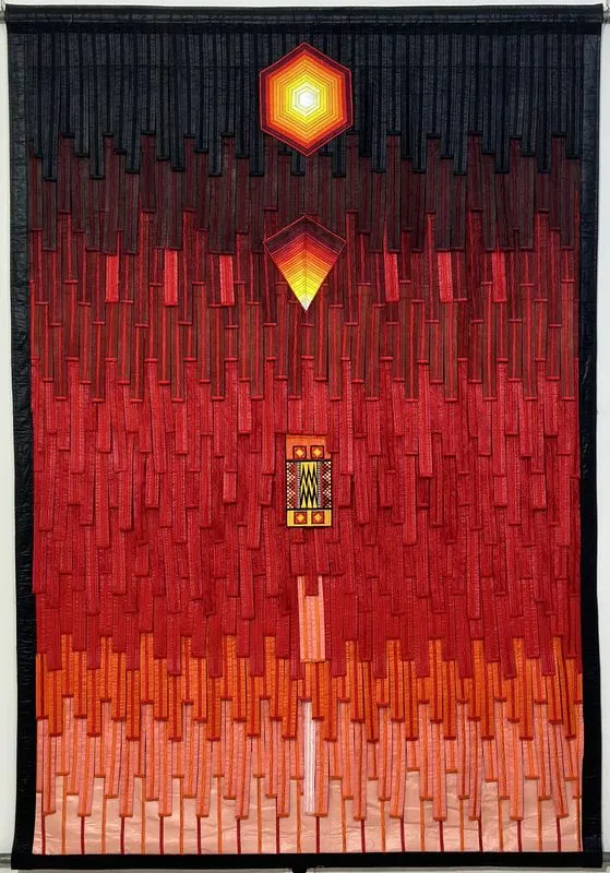 Abdoulaye Konaté, source de lumière (hexagone)- motif d’Arabie sur fond rouge, 2024