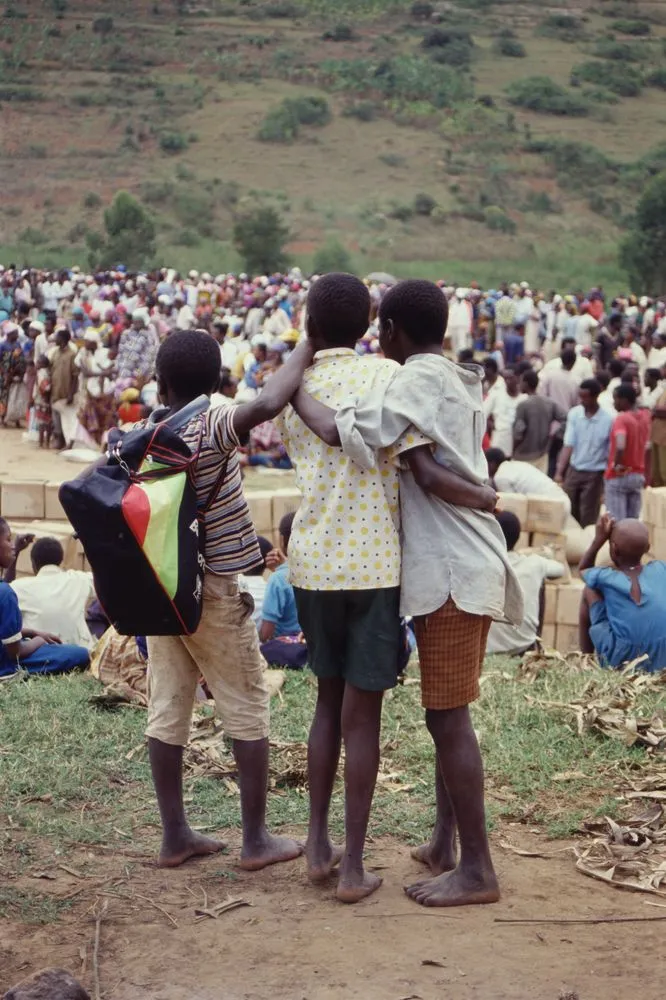 Alfredo Jaar, Embrace, 1995, from The Rwanda Project 1994-2010