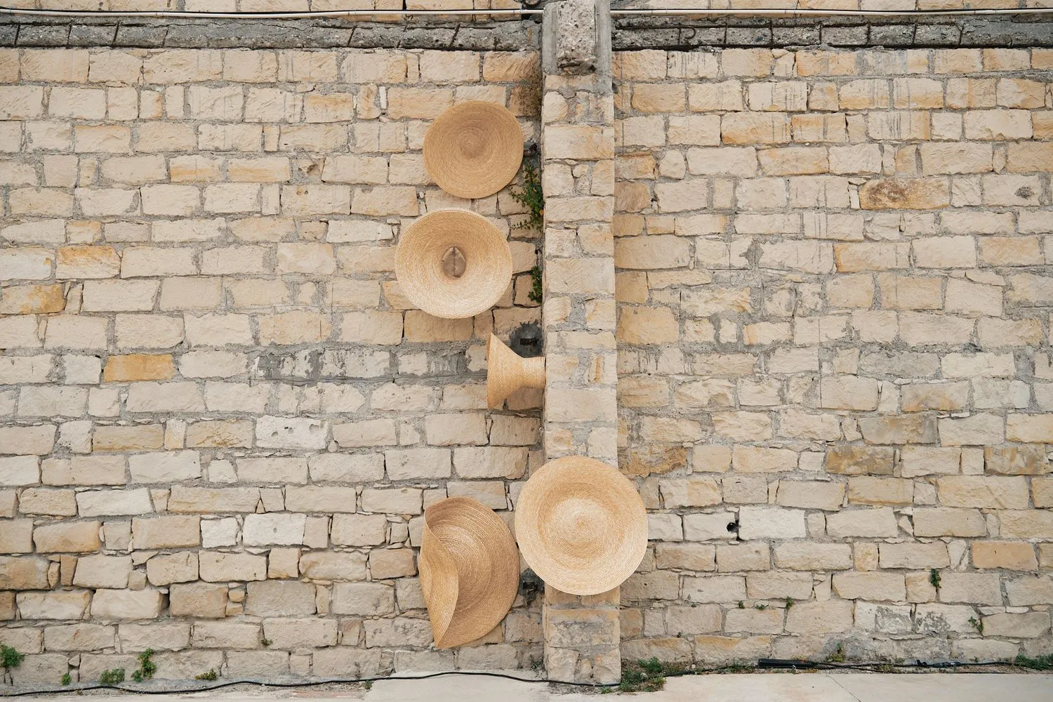 Chrysanthi Koumianaki, Antennas