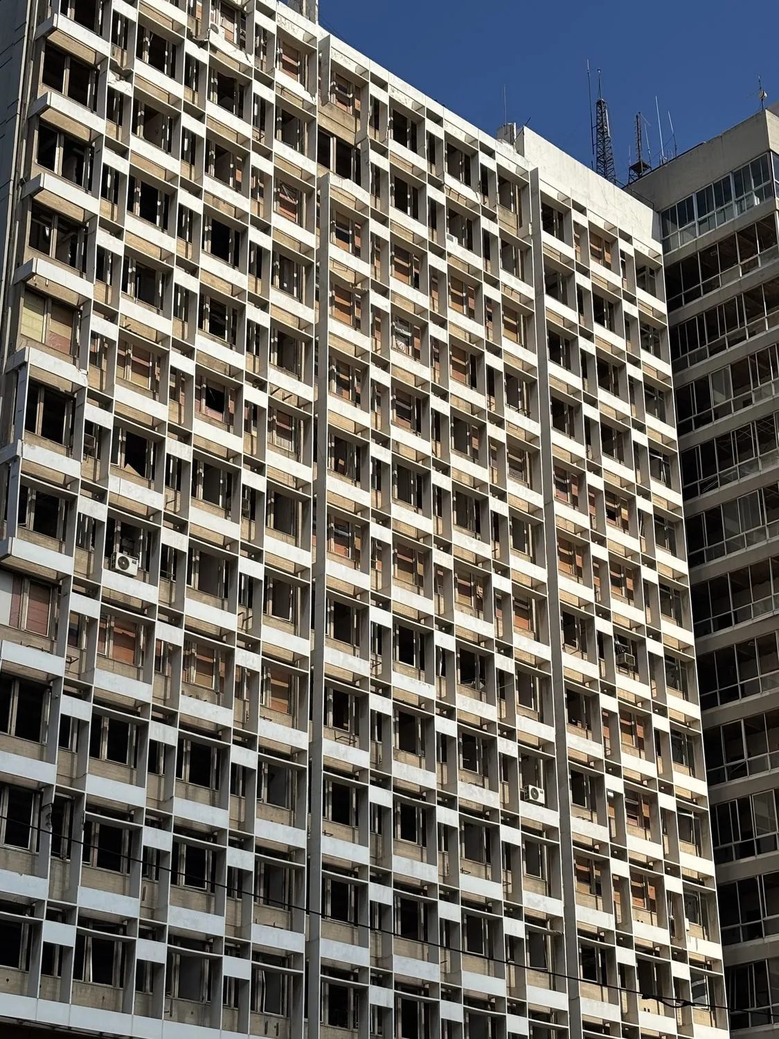 Électricité du Liban (EDL) Headquarters. Photo by Jelena Martinovic