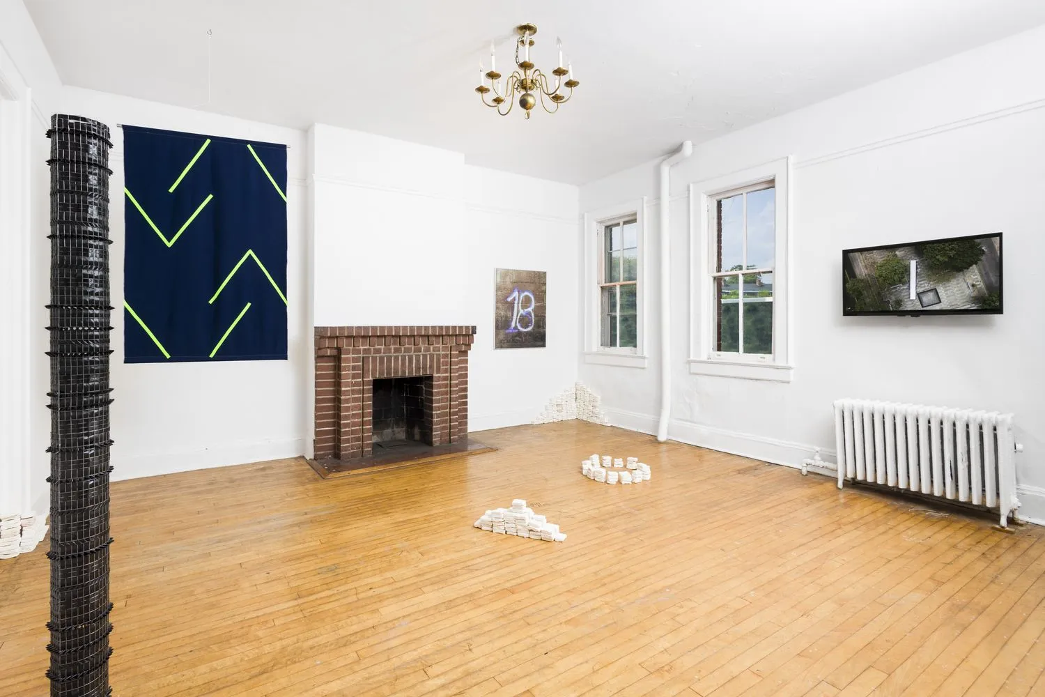 Installation view of the group show 