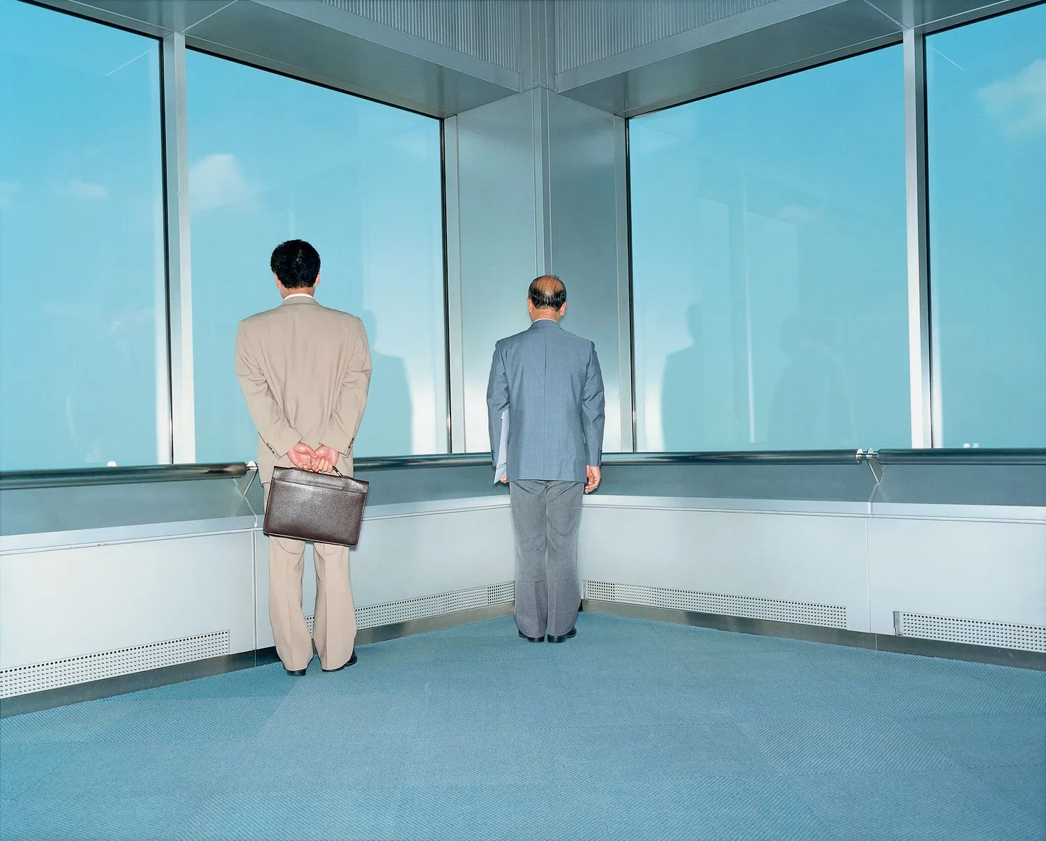 Lars Tunbjörk, Office, 61: Civic administration, Tokyo 1996