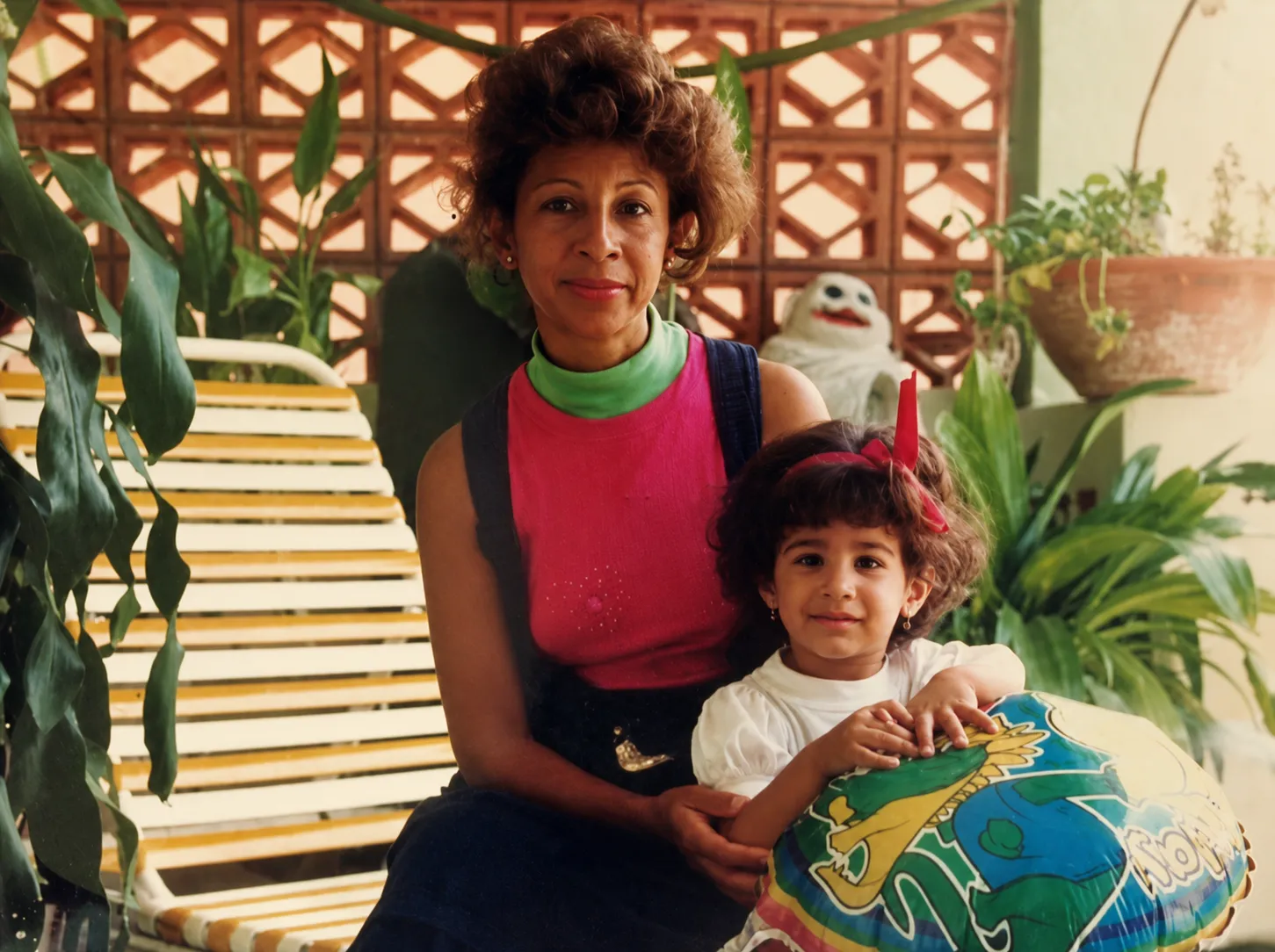 Dulcina and her aunt, Rosita, at her childhood home in Santo Domingo, 1994.