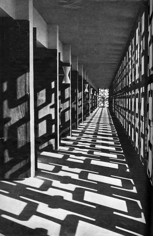 University College, Ibadan: Library veranda. Courtesy of RIBA.