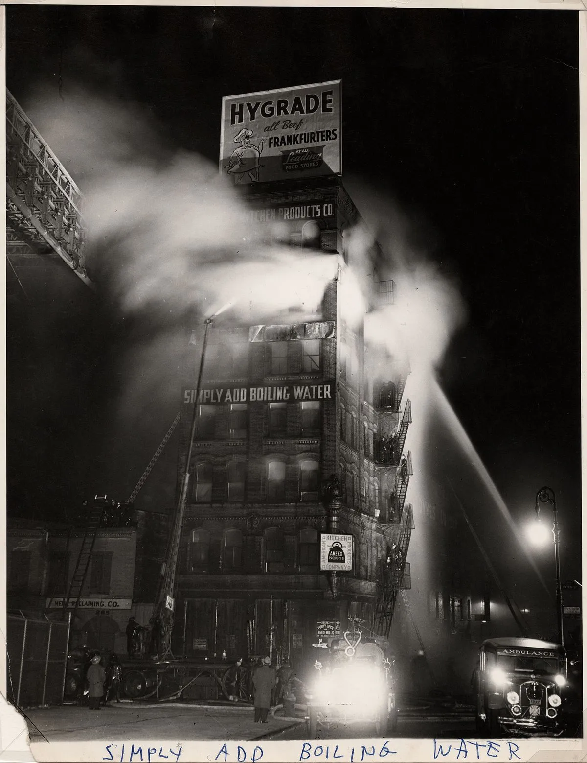 Weegee, Simply Add Boiling Water, December 18, 1943